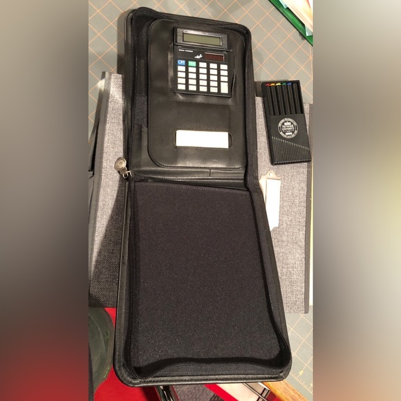 Sun Microsystems genuine leather professional zip portfolio - Picture 4 of 16